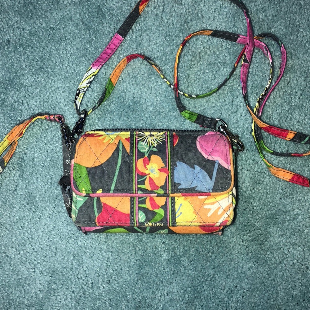 Vera Bradley All in One Crossbody (inJazzy Blooms)